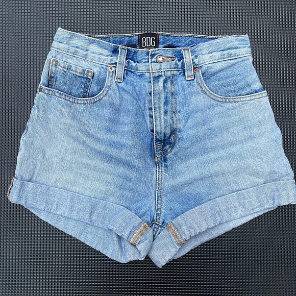 Urban outfitters denim shorts - Picture 1 of 3